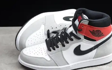 Grey Air Retro High Light 555088-126 Smoke Jordan 555088-126 1 0326